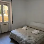 Casa Abele 10 Minutes From Trastevere